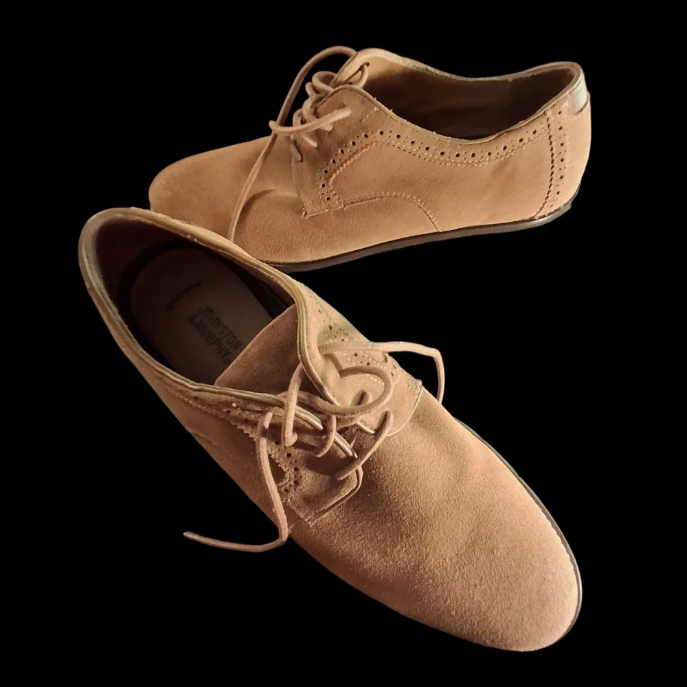 Men's Tan Suede Oxford Shoes - Picture 2 of 10